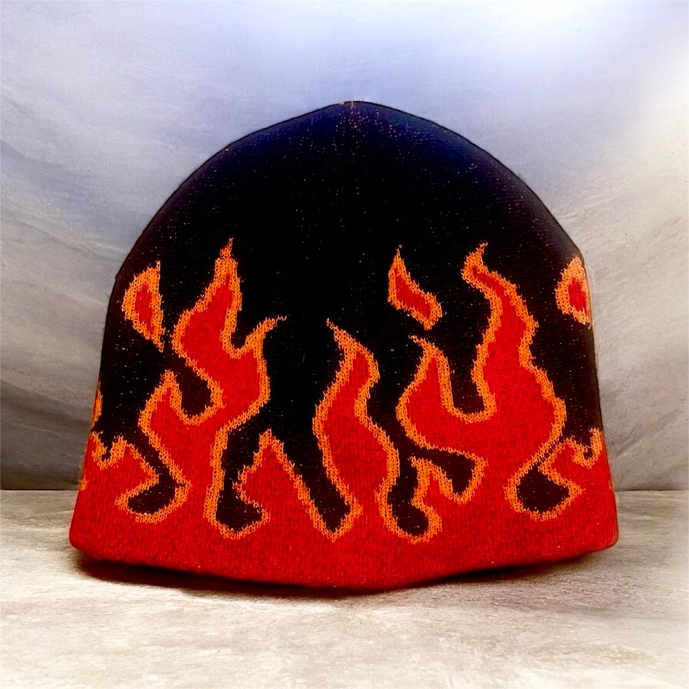 VINTAGE Goorin Bros Flames 90s Red Black Beanie Hat Punk Skater Made in USA